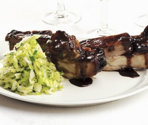 621279-Morfars_honungsspj-ll_med_spetsk-lssallad-m