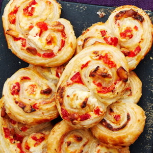 kringlor-med-parmesan-pinje-och-paprika-721422-lit